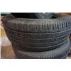 Image 4 : 4 18 INCH TIRES