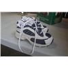 Image 3 : BOX OF NEW KIDS SHOES SIZE 10-13