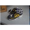 Image 2 : BOX OF NEW KIDS SHOES SIZE 8-13