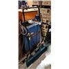 Image 4 : 2 snow shovels and rake