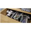 Image 4 : FULTON 5000LB TRAILER JACK AND BOX OF TRAILER COUPLERS