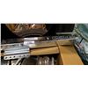 Image 4 : FULTON 2500LB TRAILER JACK AND BOX OF TRAILER COUPLERS