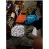 Image 1 : LOT OF SNOWBOARD PANTS AND JACKETS