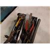 Image 3 : TRAY OF HAND TOOLS, SAW, ETC