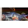 Image 2 : NHL TWIN SIZE COMFORTER AND MINI HOCKEY NET