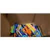 Image 3 : BOX OF SCISSORS