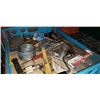 Image 3 : Tray of hammers, hardware, mower blades and more