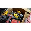 Image 3 : MILWAUKEE 18 VOLT SAWZALL AND BOX OF CORDLESS TOOLS