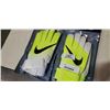 Image 2 : 2 NEW NIKE GK SOCCER GOALTENDING GLOVES