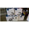 Image 1 : 5 INSIGNIA ELECTRIC KETTLES, 3 GLASS, 2 METAL