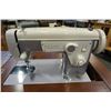 Image 4 : VINTAGE KENMORE SEWING MACHINE IN TABLE