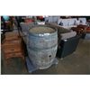 Image 1 : FULL SIZED OAK BARREL
