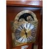 Image 8 : HOWARD MILLER ASHLEY GRANDFATHER CLOCK MODEL 610-519 - COMPLETE AND WORKING WITH PENDULUM AND WEIGHT
