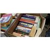 Image 2 : 2 BOXES OF NOVELS