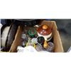 Image 3 : BOX OF ICE SHAVER,SNOCONE MAKER AND POTS AND FRYING PANS WITH ROASTER