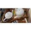 Image 3 : LOT OF WOOD CARVINGS, CHINA, TEAPOT