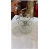 Image 5 : 6 OIL LAMPS