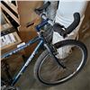 Image 2 : Giant Sedona bike