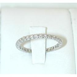 9435 18KW Gold Ring w/ Diamonds