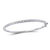 Image 1 : 1/2 CTW Womens Round Diamond Bangle Bracelet 10kt White Gold - REF-68M2F
