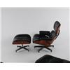 Image 1 : Charles & Ray Eames Black leather and R