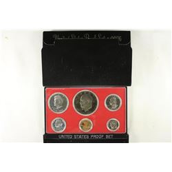 1976 US PROOF SET (WITH BOX)