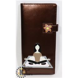 NEW SHAG WEAR WOMENS WALLET