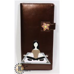 NEW SHAG WEAR WOMENS WALLET
