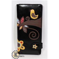 NEW SHAG WEAR WOMENS WALLET