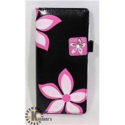 NEW SHAG WEAR WOMENS WALLET