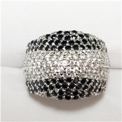 SILVER CUBIC ZIRCONIA  RING (~SIZE 7)