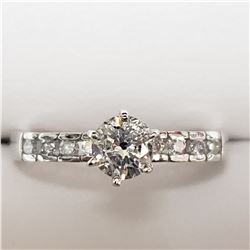 10K WHITE GOLD DIAMOND(0.76CT)  RING