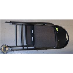 LOT OF 2 FOLDING CHAIRS