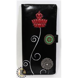 NEW SHAG WEAR WOMENS WALLET