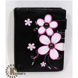 NEW SHAG WEAR WOMENS WALLET