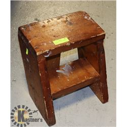 ANTIQUE MILK STOOL /PRIMITIVE HAMMER