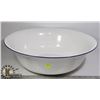Image 1 : ANTIQUE BLUE RIMMED XL 18' ENAMEL BASIN