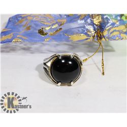 MENS BLACK GEMSTONE  RING SZ 13