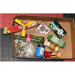 FLAT OF VINTAGE COLLECTIBLES - CHILD'S PULL TOY,