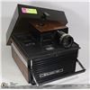 Image 1 : BELL & HOWELL SLIDE PROJECTOR #991