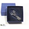 Image 1 : SWAROVSKI THREE FLOWER BOUQUET ORNAMENT