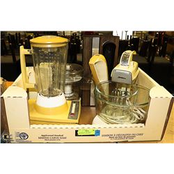 VINTAGE KITCHEN SMALL APPLIANCES- ASSORTED