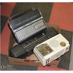 LOT OF 3 VINTAGE RADIO