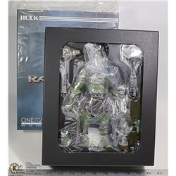 MEZCO HULK 1/12 SCALE COLLECTOR FIGURE