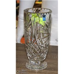 VINTAGE PINWHEEL CRYSTAL VASE
