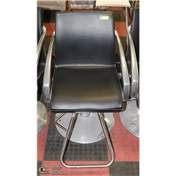 HYDRAULIC SALON CHAIR