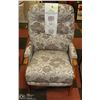 Image 1 : NEW COTSWOLD BERKLEY ACCENT CHAIR, 25" WIDE
