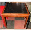 Image 1 : SMALL WOOD TABLE. 32 X 32 X 30