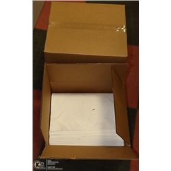 LOT WITH 3 BOXES OF P88 COMMERCIAL TOWEL
