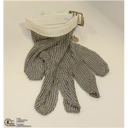 STEEL MESH MEAT CUTTERS GLOVE SIZE MEDIUM